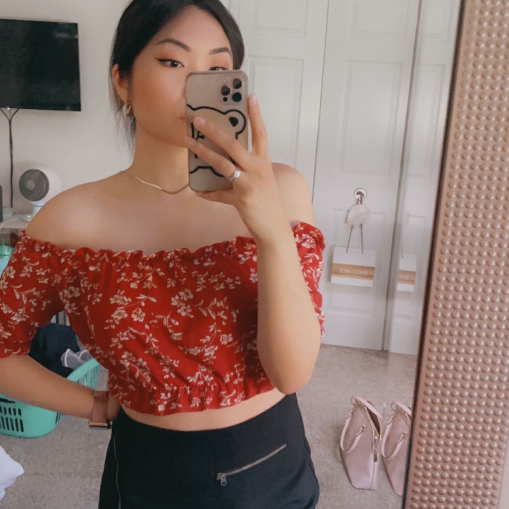 Meet your Posher, Jessica